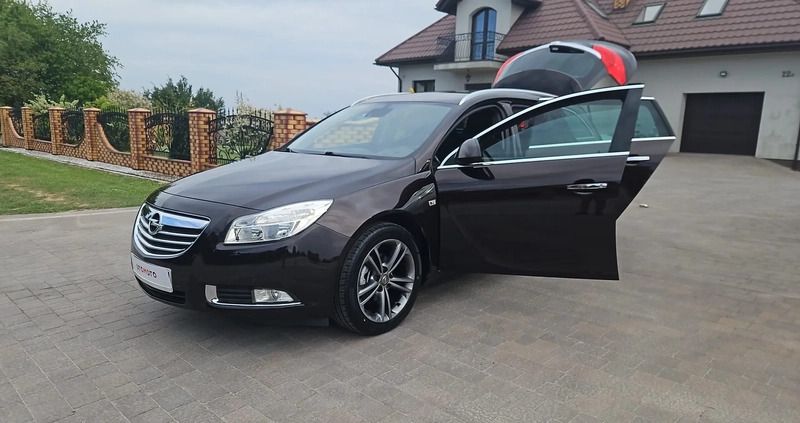 Opel Insignia cena 23900 przebieg: 212000, rok produkcji 2011 z Świeradów-Zdrój małe 232